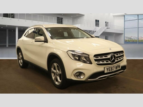 Mercedes-Benz GLA-Class GLA200 1.6 GLA200 Sport SUV 5dr Petrol Manual Euro 6 (s/s