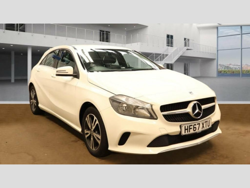 Mercedes-Benz A-Class A160 1.6 A160 SE Hatchback 5dr Petrol Manual Euro 6 (s/