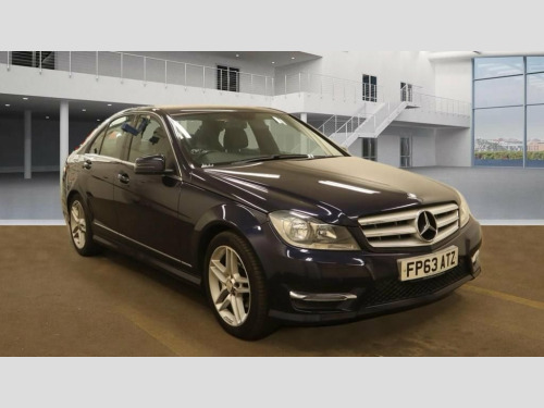 Mercedes-Benz C-Class C220 2.1 C220 CDI AMG Sport Saloon 4dr Diesel G-Tronic+