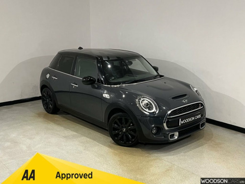 MINI Hatch  2.0 Cooper S Exclusive Hatchback 5dr Petrol Manual
