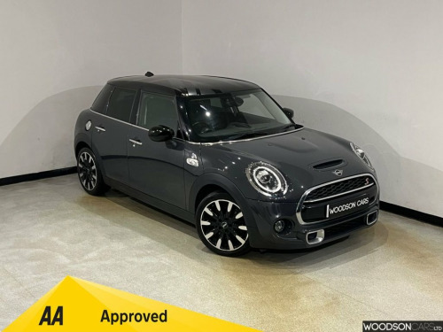 MINI Hatch  2.0 Cooper S Exclusive Hatchback 5dr Petrol Manual