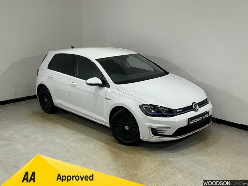 Volkswagen Golf  35.8kWh e-Golf Hatchback 5dr Electric Auto (136 ps