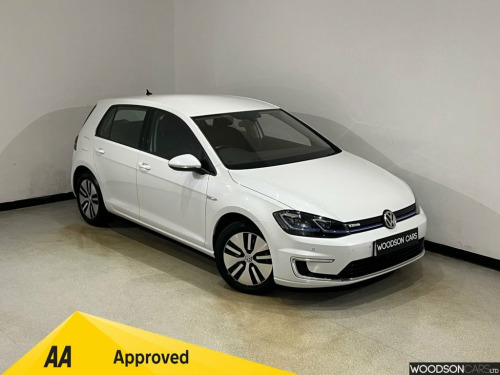 Volkswagen Golf  35.8kWh e-Golf Hatchback 5dr Electric Auto (136 ps