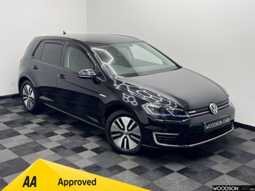 Volkswagen Golf  35.8kWh e-Golf Hatchback 5dr Electric Auto (136 ps 