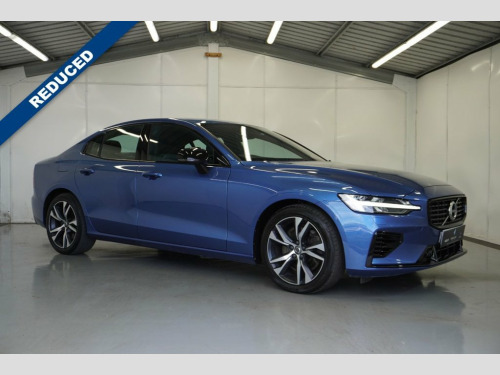 Volvo S60  2.0h T8 Recharge 11.6kWh R-Design Saloon 4dr Petro