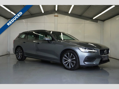 Volvo V60  2.0 B4 MHEV Momentum Estate 5dr Diesel Hybrid Auto