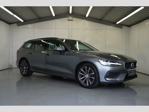 Volvo V60  2.0 B4 MHEV Momentum Estate 5dr Diesel Hybrid Auto