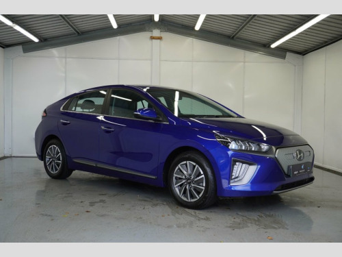 Hyundai IONIQ  38.3kWh Premium Hatchback 5dr Electric Auto (136 p
