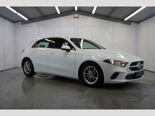 Mercedes-Benz A-Class  1.5 A180d SE Hatchback 5dr Diesel 7G-DCT Euro 6 (s