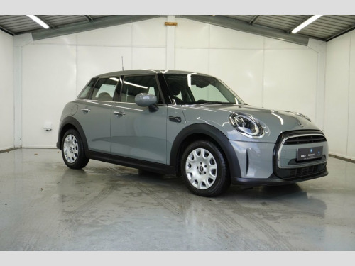 MINI Hatch  1.5 One Classic Hatchback 5dr Petrol Manual Euro 6