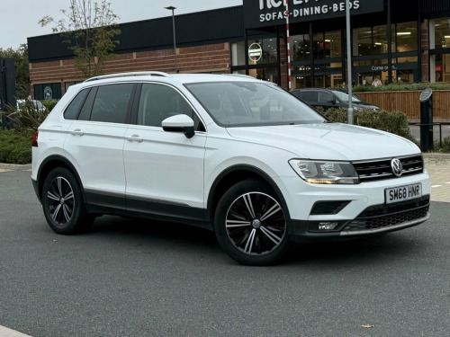 Volkswagen Tiguan  2.0 TDI SE Navigation SUV 5dr Diesel DSG Euro 6 (s