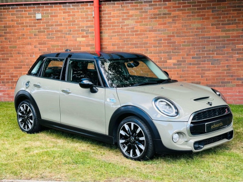 MINI Hatch  2.0 Cooper S Hatchback 5dr Petrol Manual Euro 6 (s