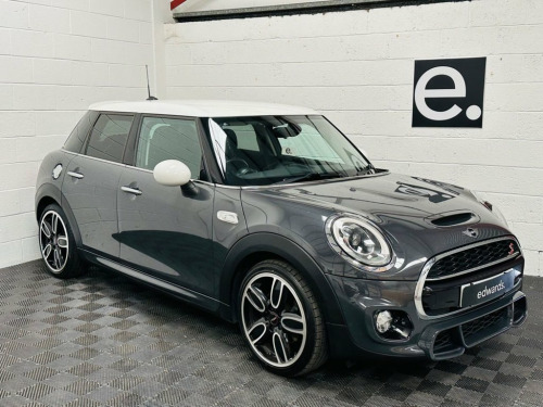 MINI Hatch  2.0 Cooper S Hatchback 5dr Petrol Manual Euro 6 (s