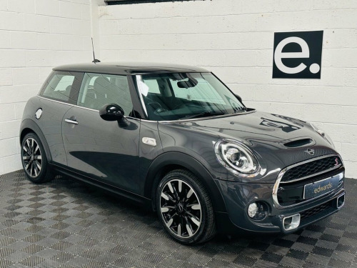 MINI Hatch  2.0 Cooper S Exclusive Hatchback 3dr Petrol Steptr