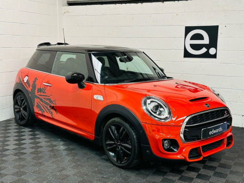 MINI Hatch  2.0 Cooper S Sport Hatchback 3dr Petrol Manual Eur 