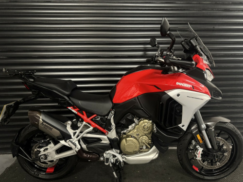 Ducati MULTISTRADA V4  S Travel Pack + Akrapovic 