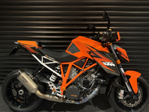 KTM 1290 SUPER DUKE R  Full Titanium Akrapovic -KTM Power Parts Extras