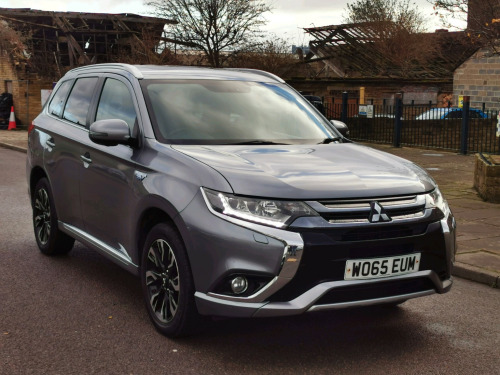 Mitsubishi Outlander  2.0h 12kWh GX4h SUV 5dr Petrol Plug-in Hybrid CVT 4WD Euro 6 (s/s) (200 ps)