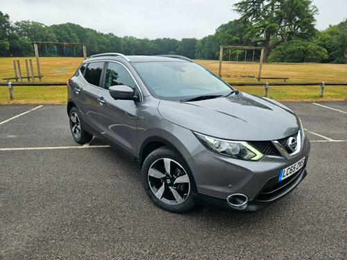 Nissan Qashqai  1.2 DIG-T N-Connecta 2WD Euro 6 (s/s) 5dr