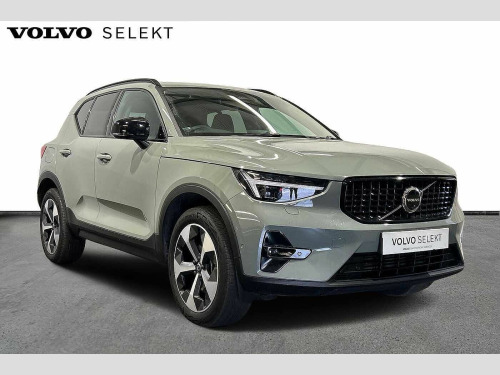 Volvo XC40  B3 Mild hybrid Petrol Ultimate  Dark