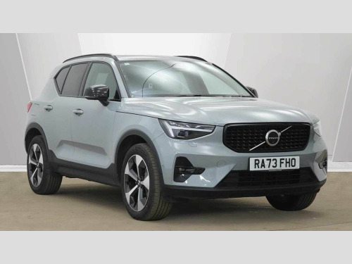 Volvo XC40  B3 Mild hybrid Petrol Ultimate Dark