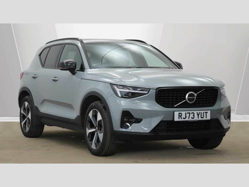 Volvo XC40  B4 Mild hybrid Petrol Ultimate Dark