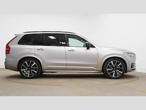 Volvo XC90  B6 AWD Mild hybrid Petrol Ultimate Dark