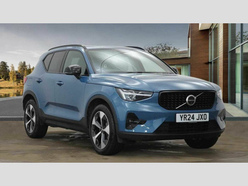 Volvo XC40  B4 Mild hybrid Petrol Plus Dark