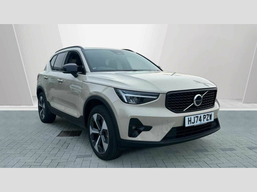 Volvo XC40  B4 Mild hybrid Petrol Plus Dark