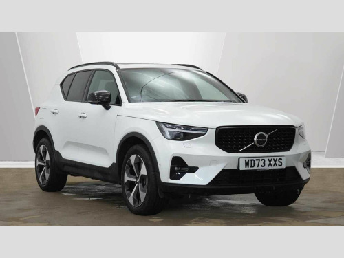 Volvo XC40  B4 Mild hybrid Petrol Ultimate Dark