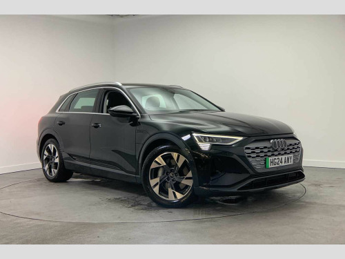 Audi Q8  Sport 55 e-tron quattro 300,00 kW