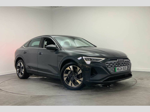 Audi Q8  Sportback Sport 55 e-tron quattro 300,00 kW