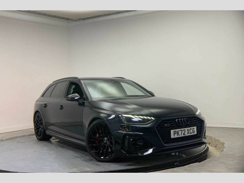 Audi RS4 Avant  RS 4 Avant Carbon Black   450 PS tiptronic