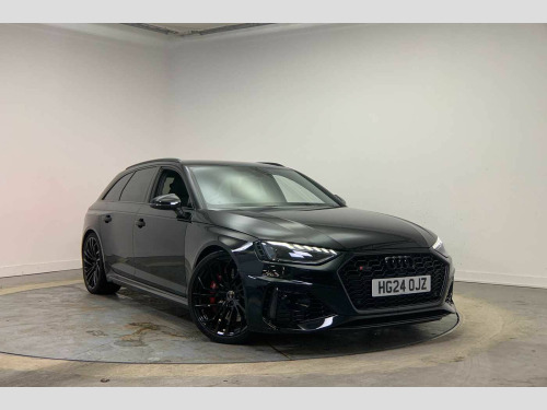 Audi RS4 Avant  RS 4 Avant Carbon Black   450 PS tiptronic