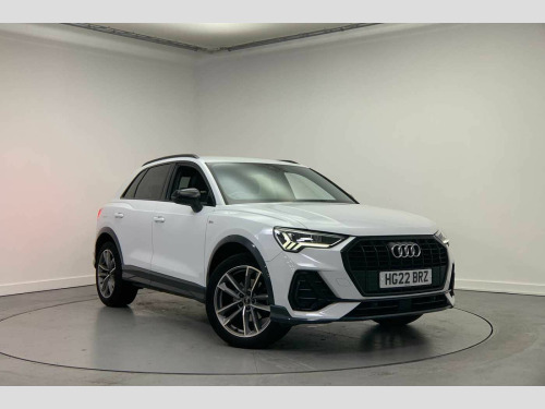 Audi Q3  Black Edition 35 TFSI  150 PS 6-speed