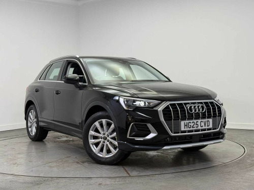 Audi Q3  Sport 35 TFSI  150 PS 6-speed