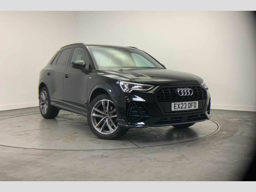 Audi Q3  Black Edition 35 TDI  150 PS S tronic