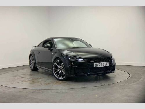 Audi TT  Coup- Black Edition 45 TFSI quattro 245 PS S tronic