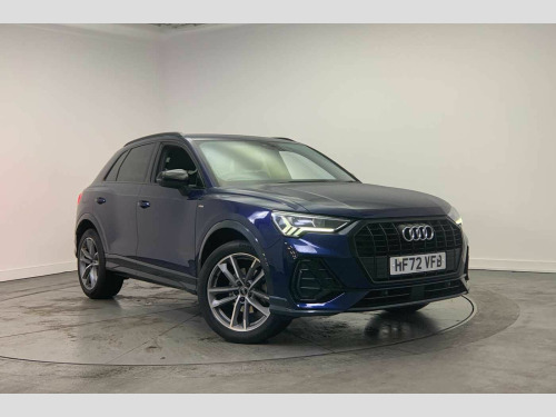 Audi Q3  Black Edition 35 TFSI  150 PS S tronic