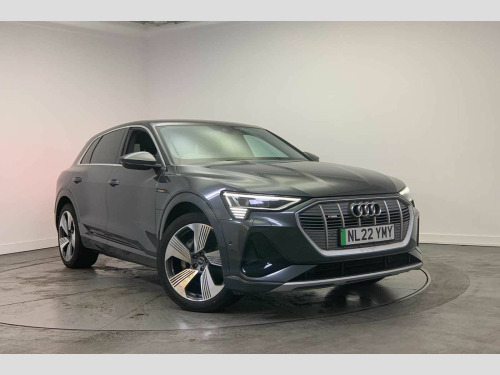 Audi E-Tron  S line 55 quattro 300,00 kW