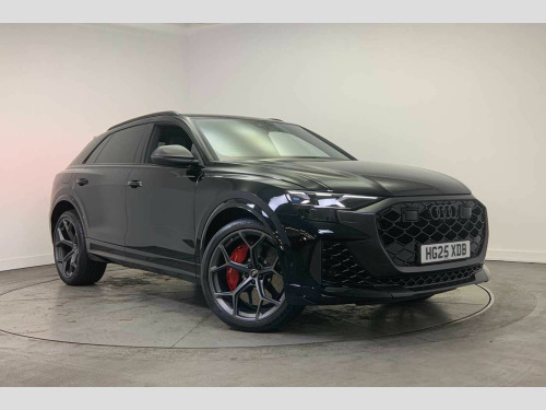 Audi Q8  SUV performance Carbon Vorsprung   640 PS tiptronic