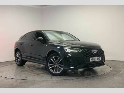 Audi Q3  Black Edition 35 TFSI  150 PS S tronic
