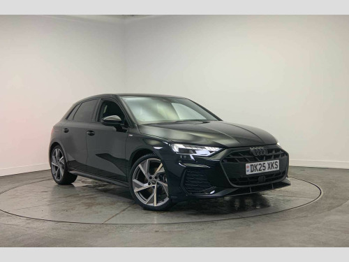 Audi A3  Black Edition 35 TFSI  150 PS S tronic