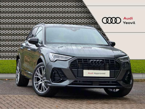 Audi Q3  Black Edition 35 TFSI  150 PS S tronic