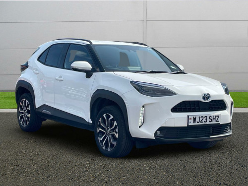 Toyota Yaris DESIGN FHEV