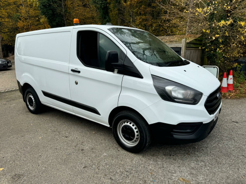 Ford Transit Custom  2.0 Transit Custom Leader Van 280 L1 2.0L EcoBlue 105PS FWD 6 Speed Manual