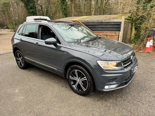 Volkswagen Tiguan  2.0 TDI BlueMotion Tech SE Navigation