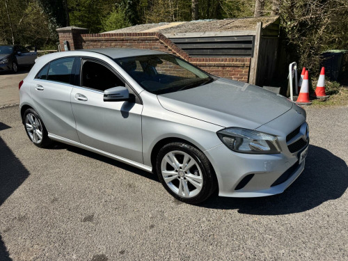 Mercedes-Benz A-Class  1.5 A180d Sport