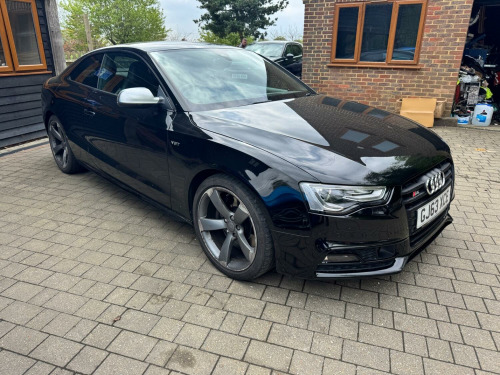 Audi S5  3.0 TFSI V6 Black Edition