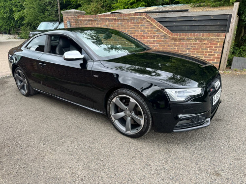 Audi S5  3.0 TFSI V6 Black Edition